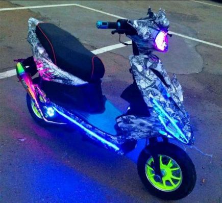 青少年为什么喜欢鬼火与机车